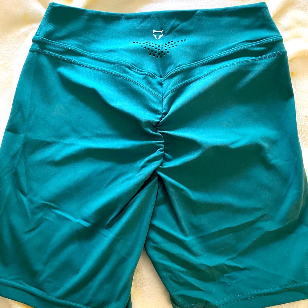 Tom Tiger shorts